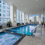 2 Bedrooms Design Condo Downtown Miami Pool And Gym
