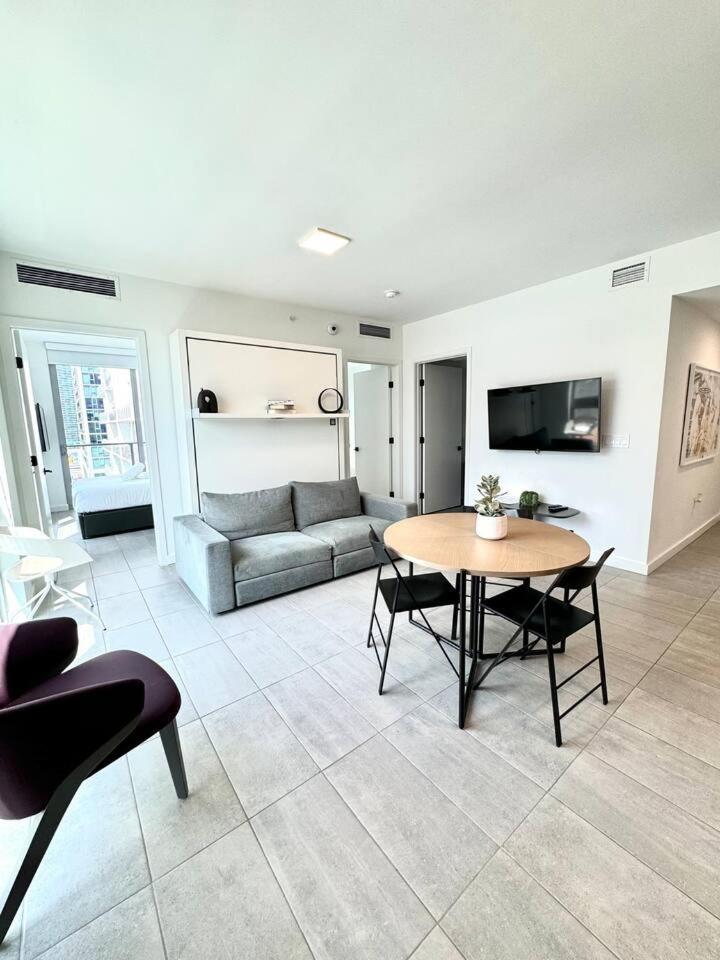 Holiday home 2 Bedrooms Design Downtown Pool And Gym